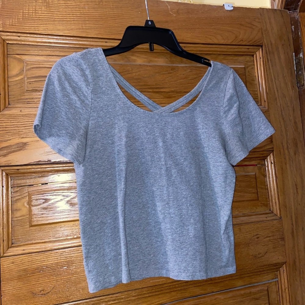 Aeropostale Gray Short Sleeve Tee